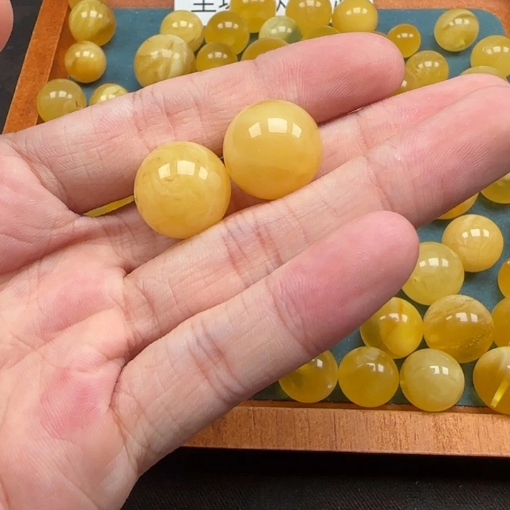 金***辰未镶嵌蜜蜡裸石分单345
