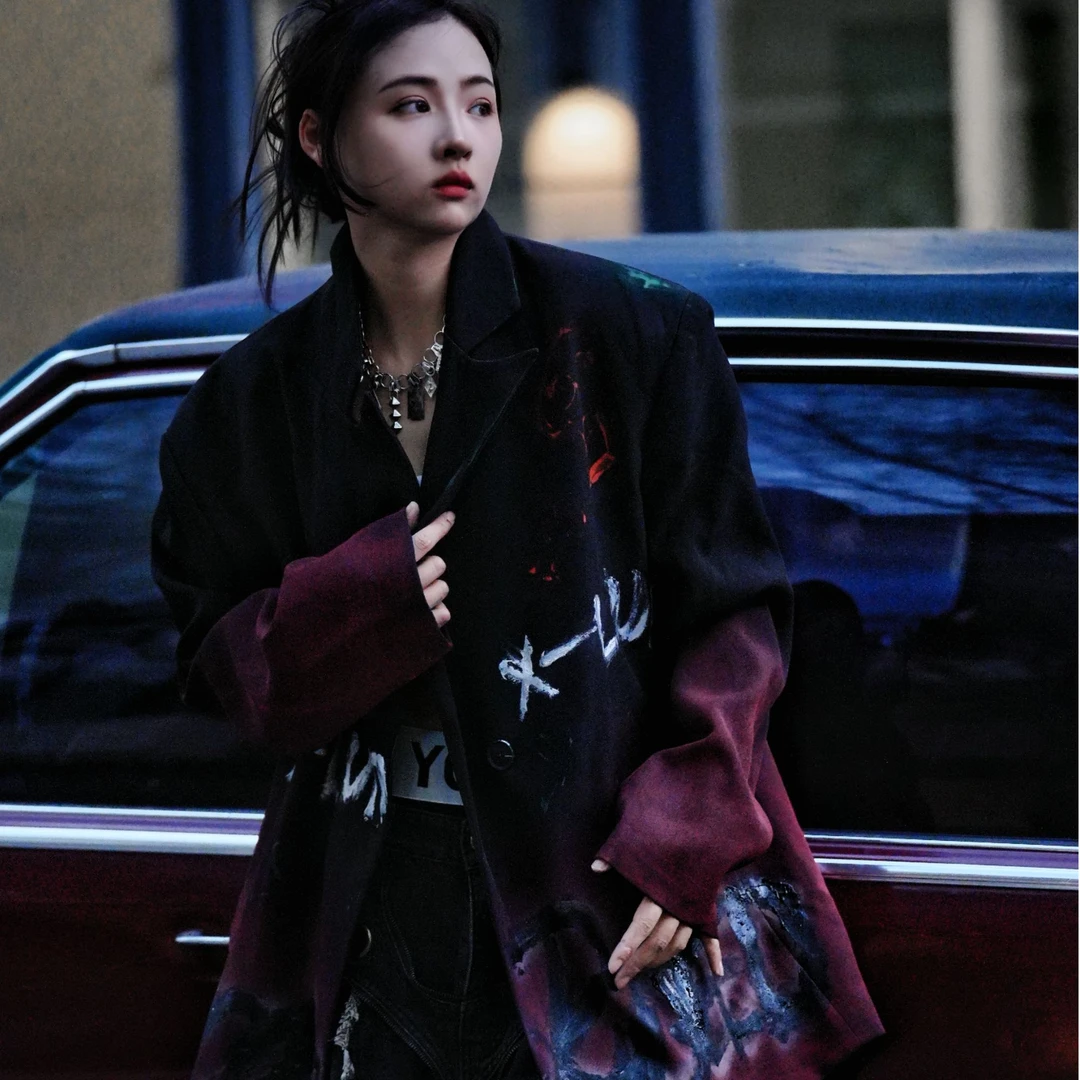 高级感戗驳领印花小西装外套男士痞帅气休闲双排扣单西服高端上衣