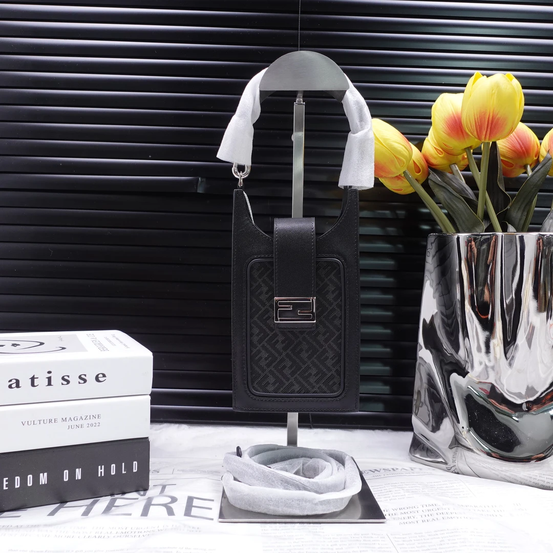 95新 FENDI/芬迪 单肩包/T20335105