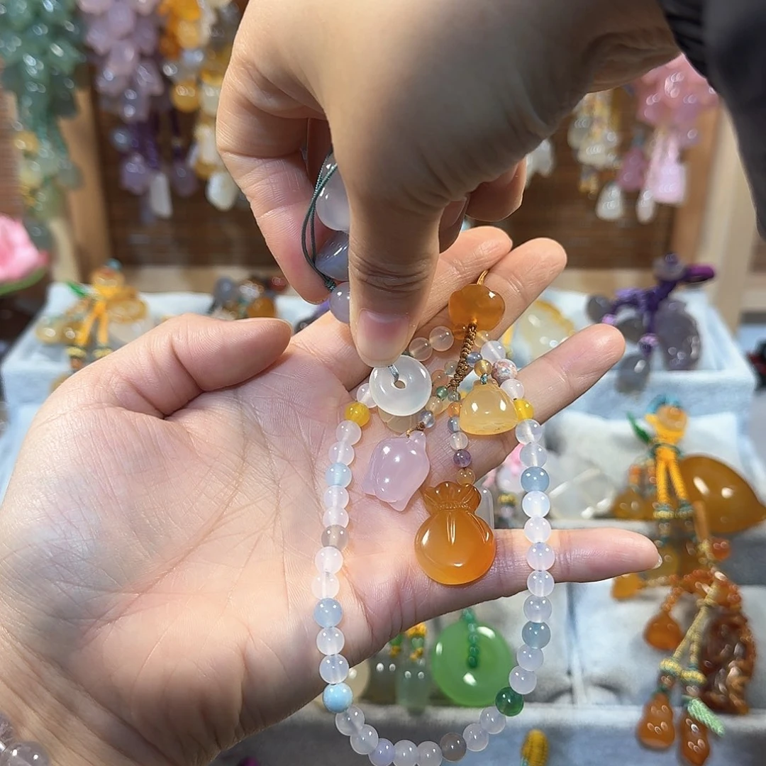 玛瑙/玉髓手机挂件未镶嵌