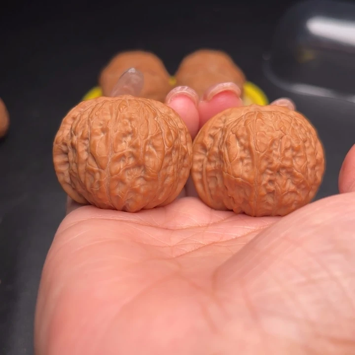 桃核把件39乾隆磨盘