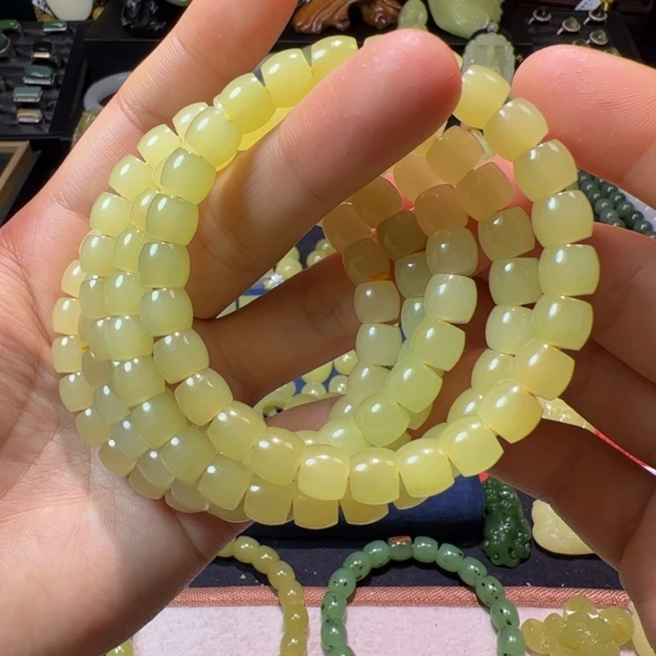 和田玉（黄玉）颈饰未镶嵌拍一发一多样性发货