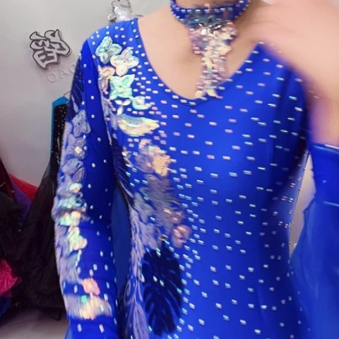 摩登舞是我最喜欢看了笑