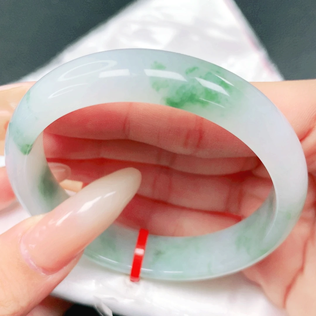 翡翠未镶嵌手镯53