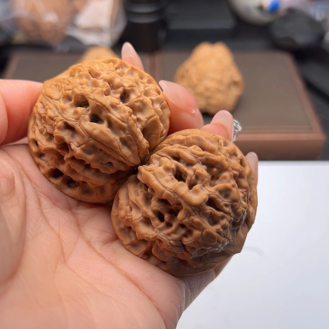 文玩核桃把件寿桃45