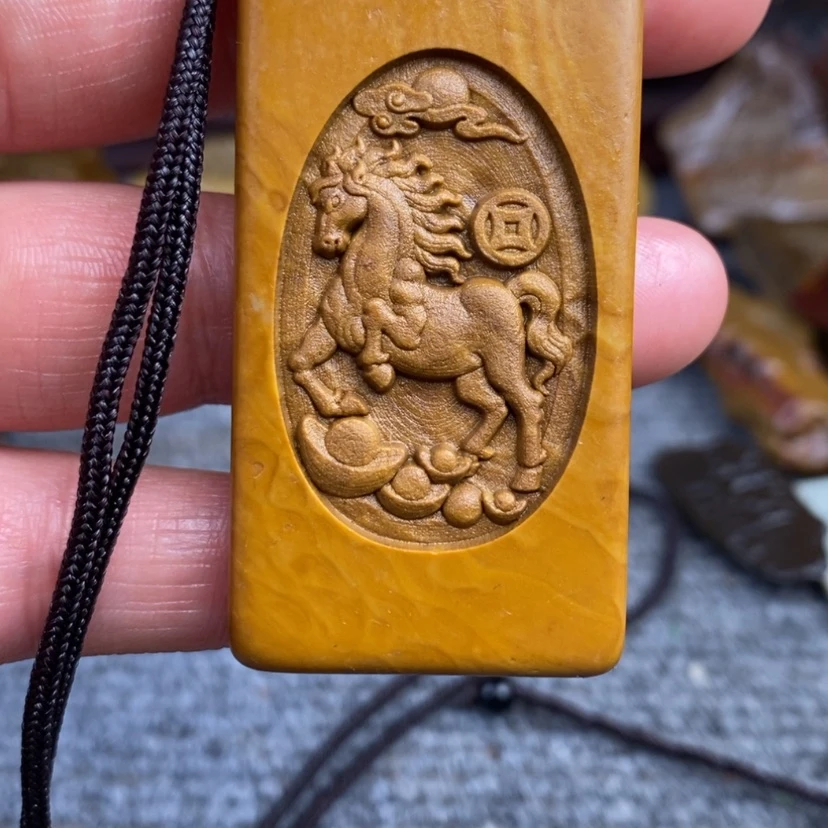 【闪购商品】店*二原石雕刻手把件