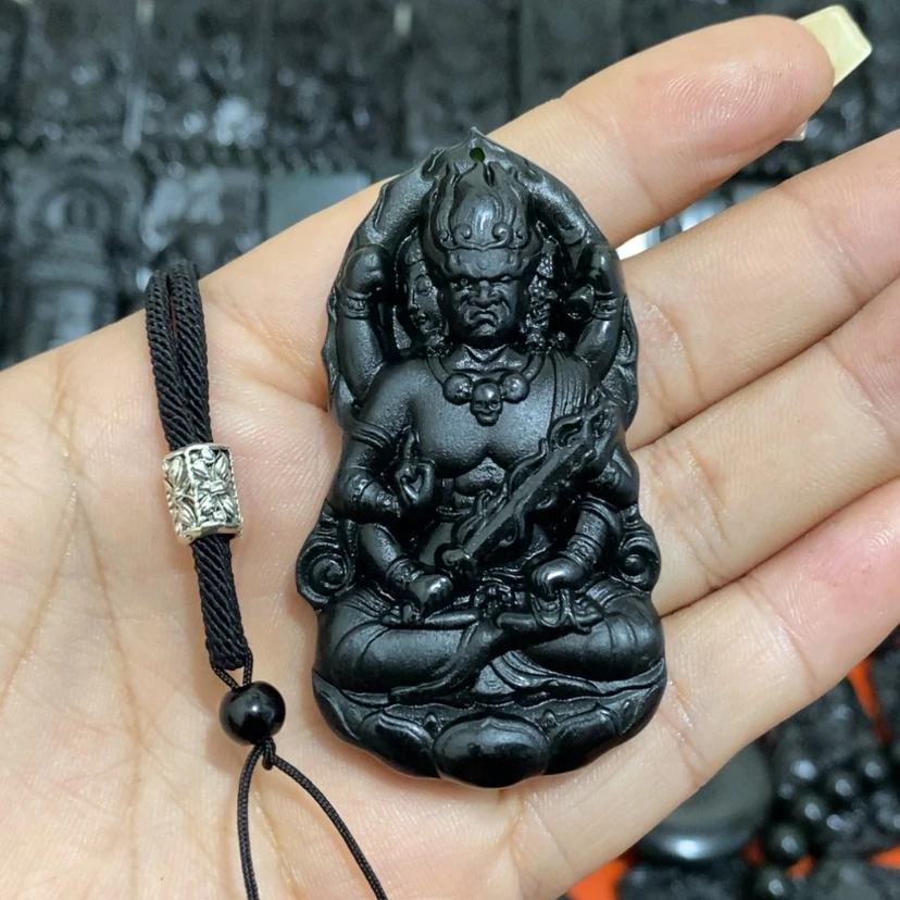 【闪购商品】未镶嵌蛇纹石玉颈饰
