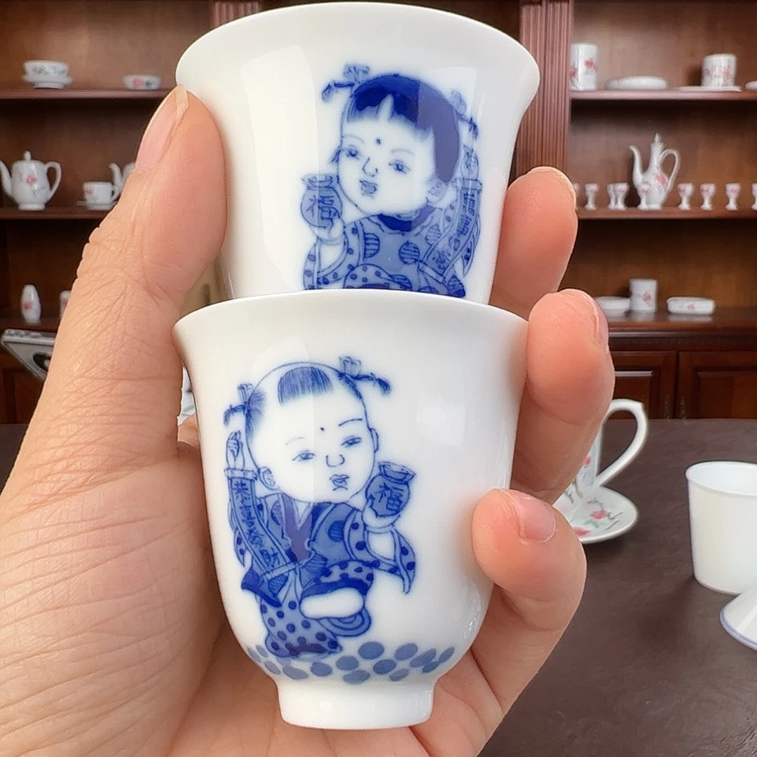 瓷青花童子铃铛杯杯