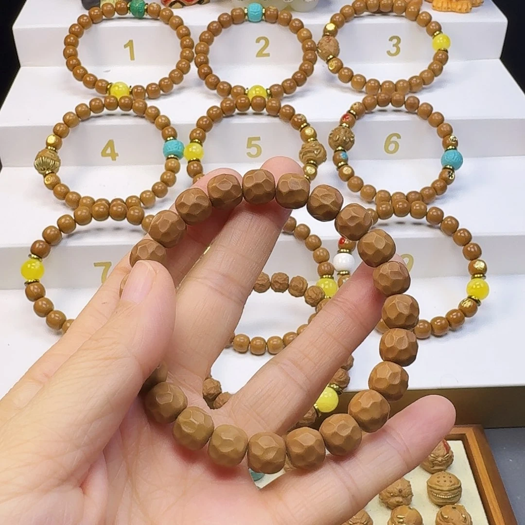 河***备猴头核桃吊坠猴头手串