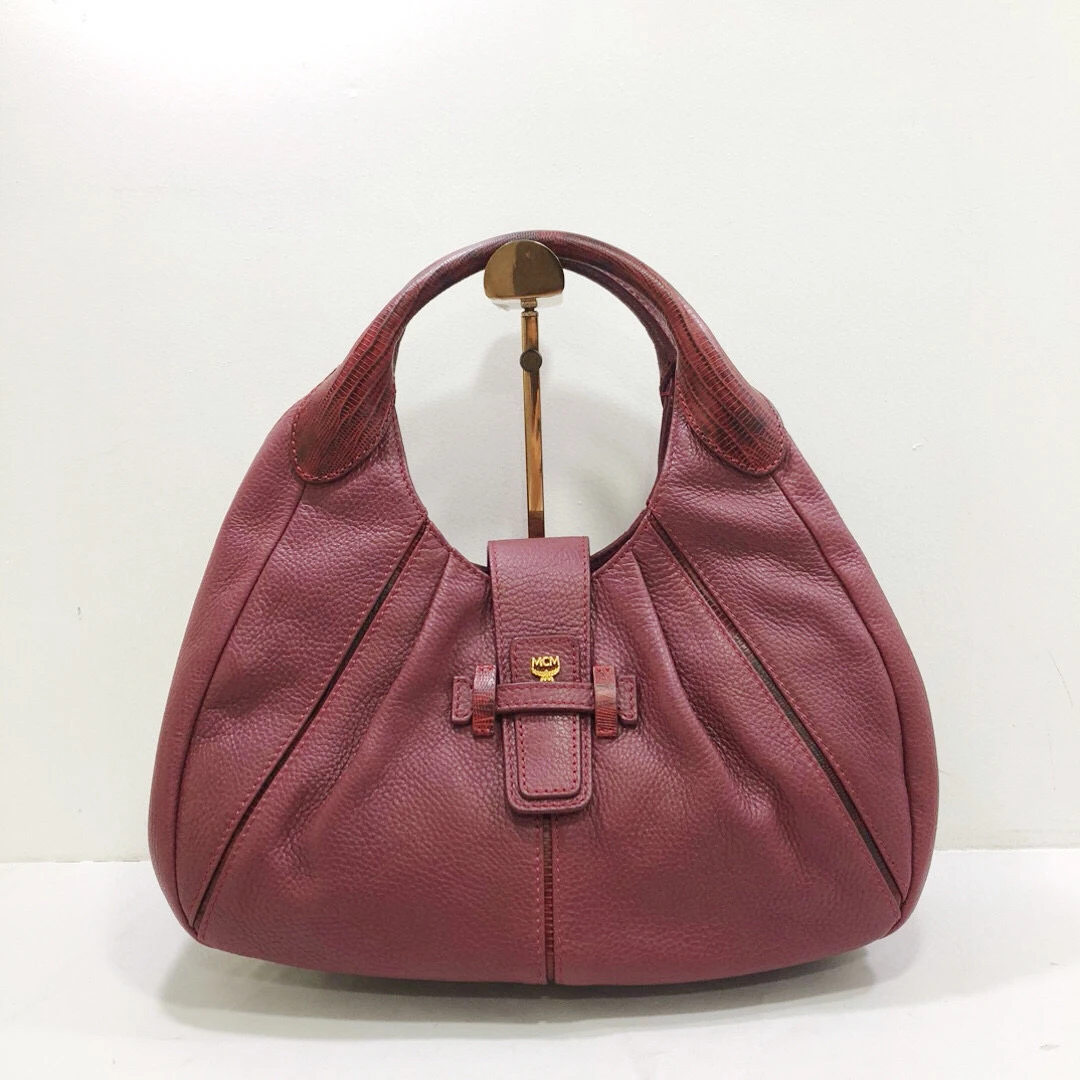 95新 MCM 全皮石榴红手提包