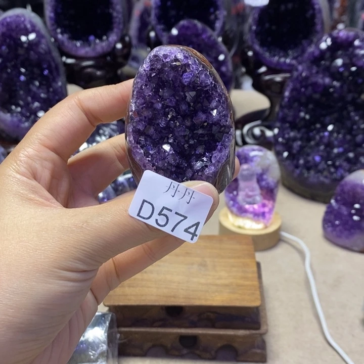 未镶嵌水晶大型摆件（非配饰）