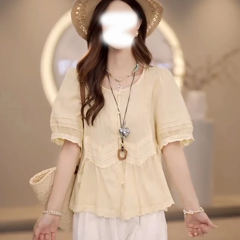 法式蕾丝拼接花边圆领短袖衬衫女士夏季新款时尚气质百搭镂空上衣