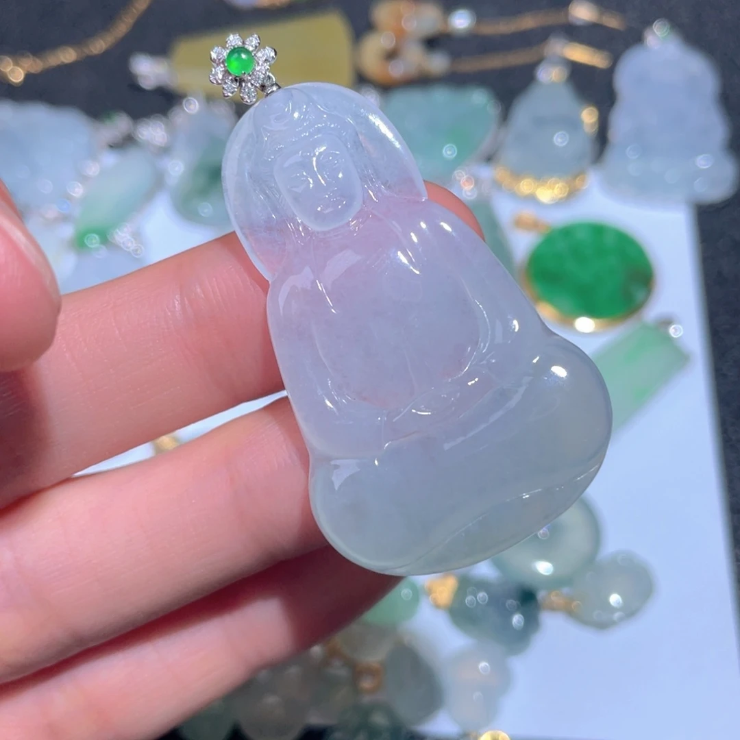 翡翠颈饰18K金镶嵌翡翠