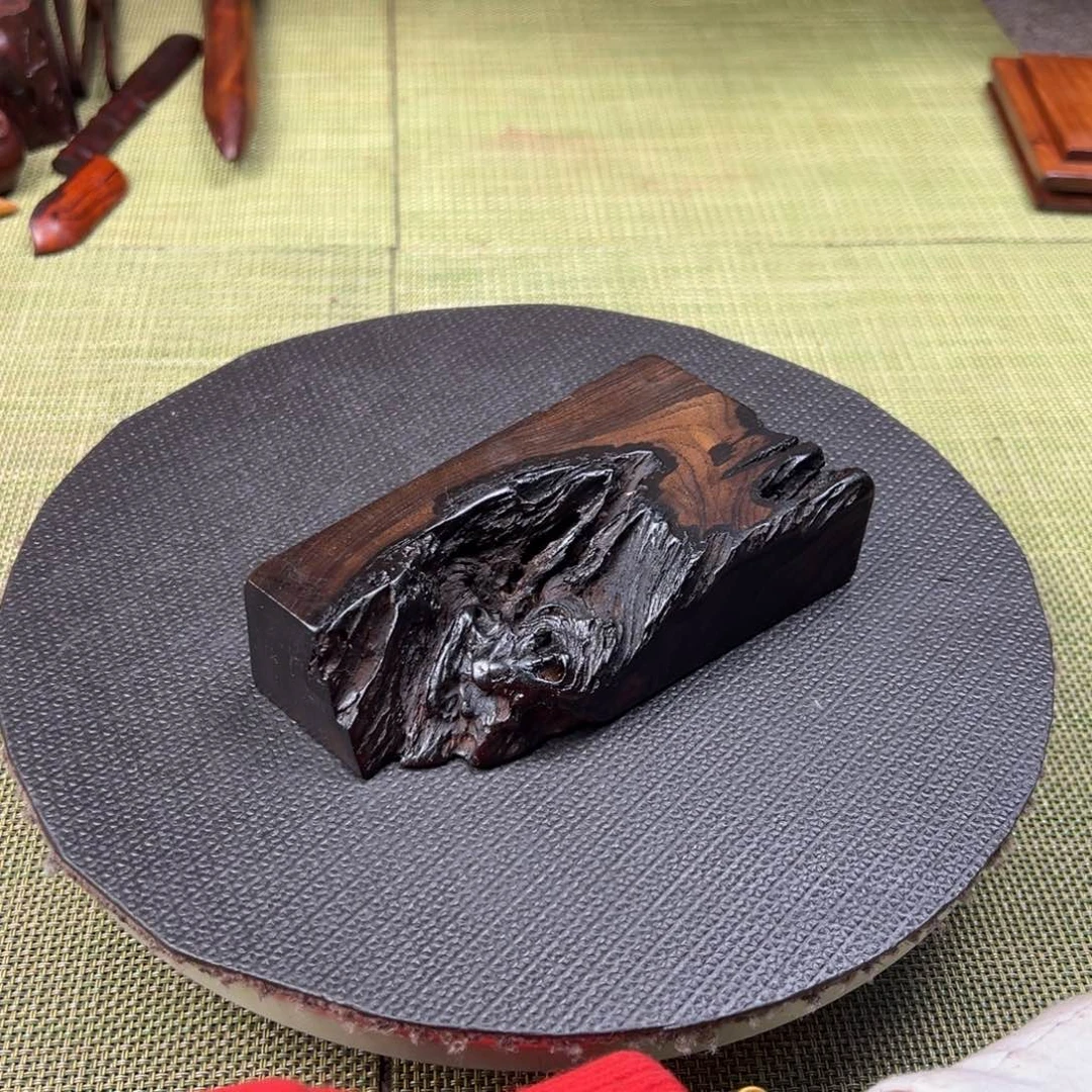 大果紫檀（缅甸花梨）强**?