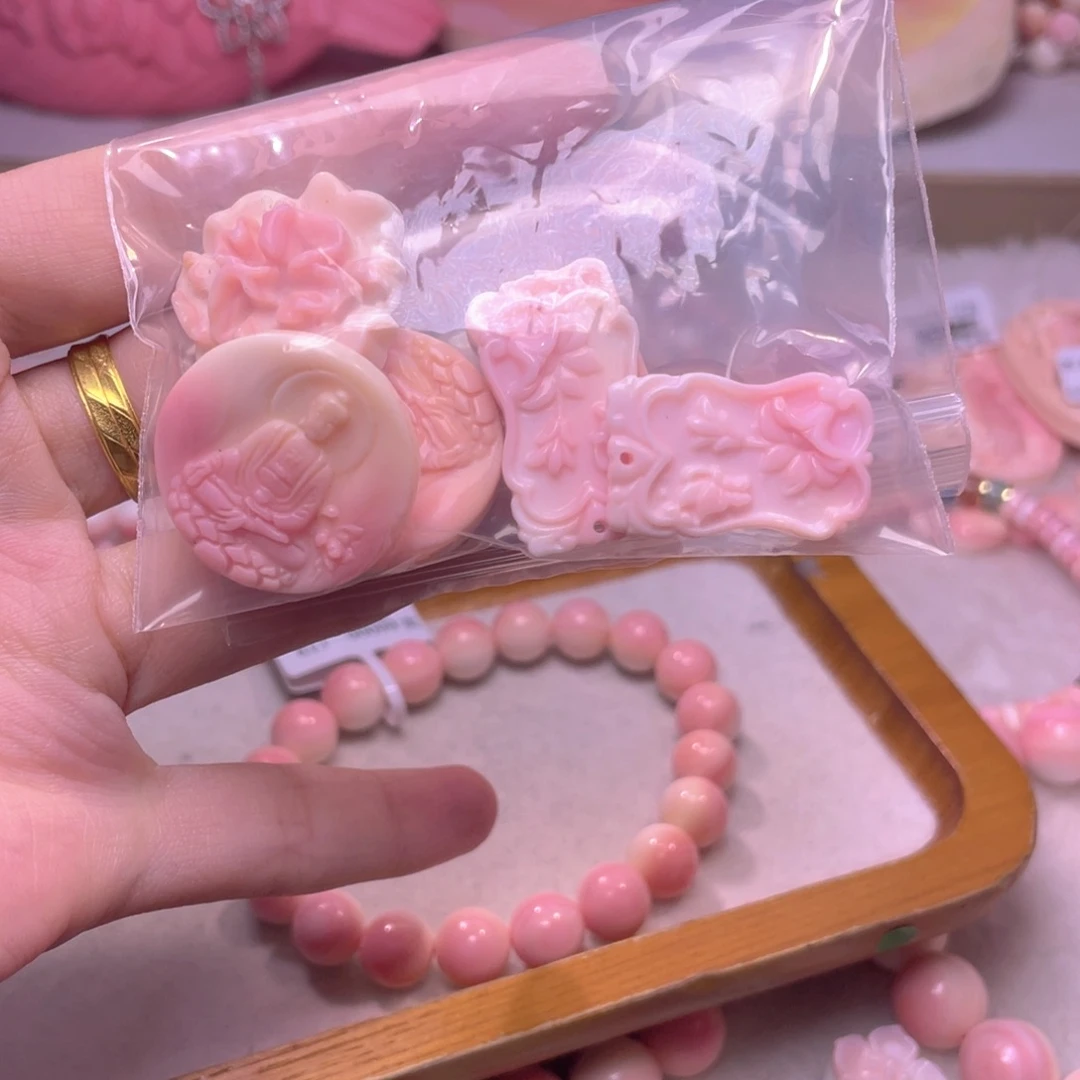 合金查罗石手绳L*u福利折后价