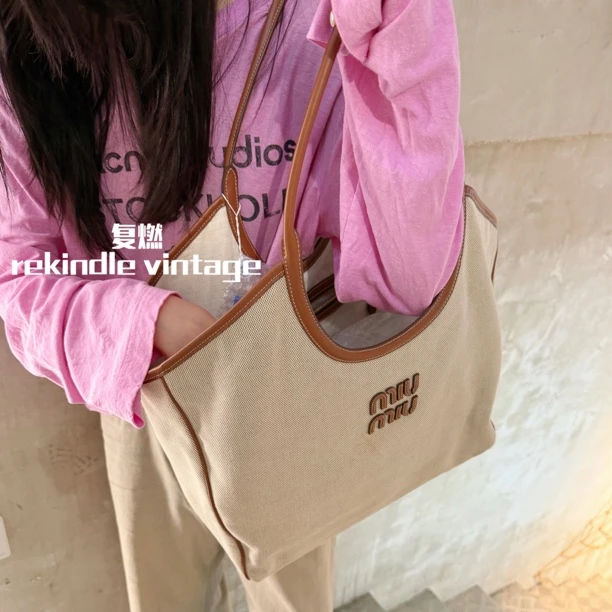 95新 MIU MIU/缪缪 复燃精选/大号帆布ivy托特包