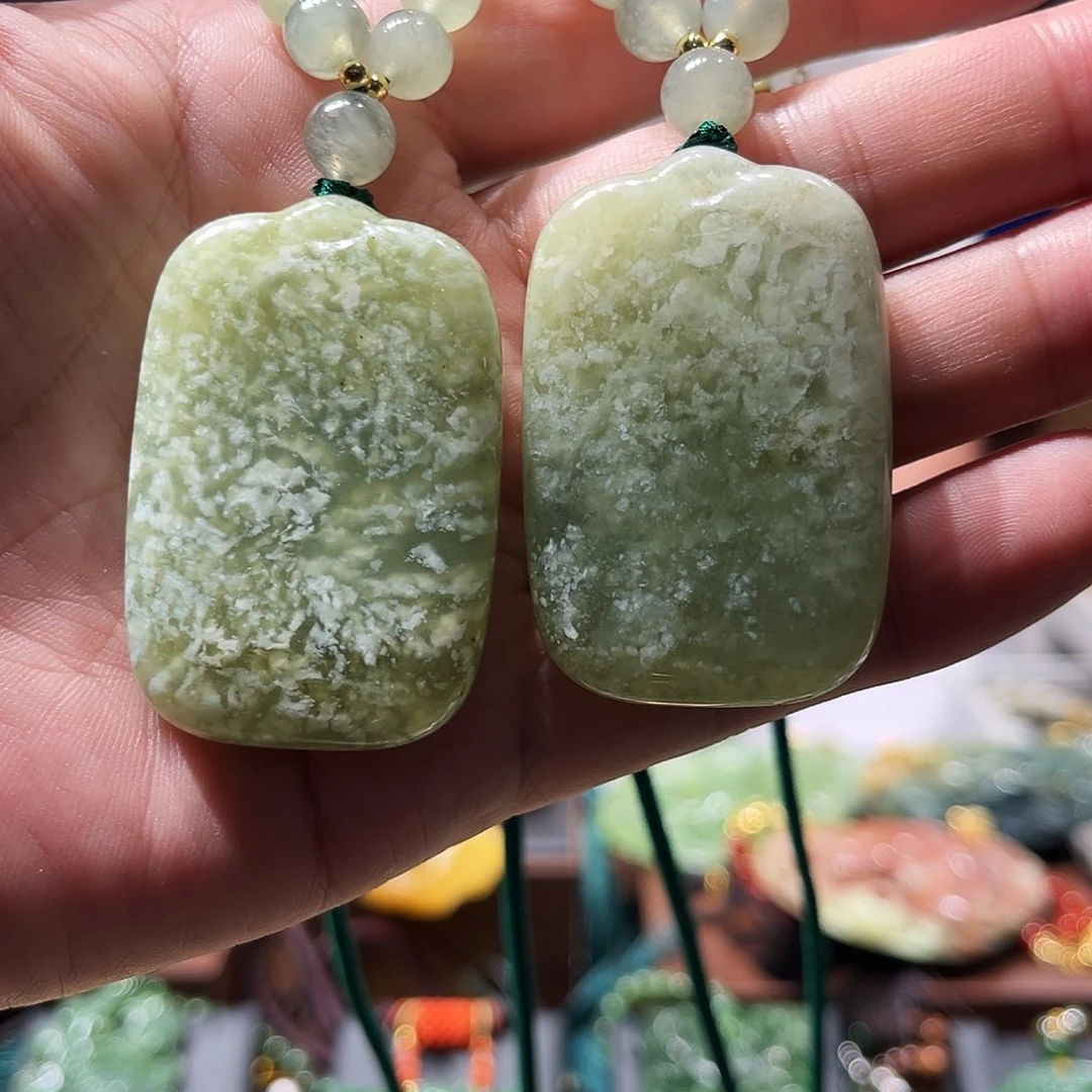 未镶嵌岫玉毛衣链