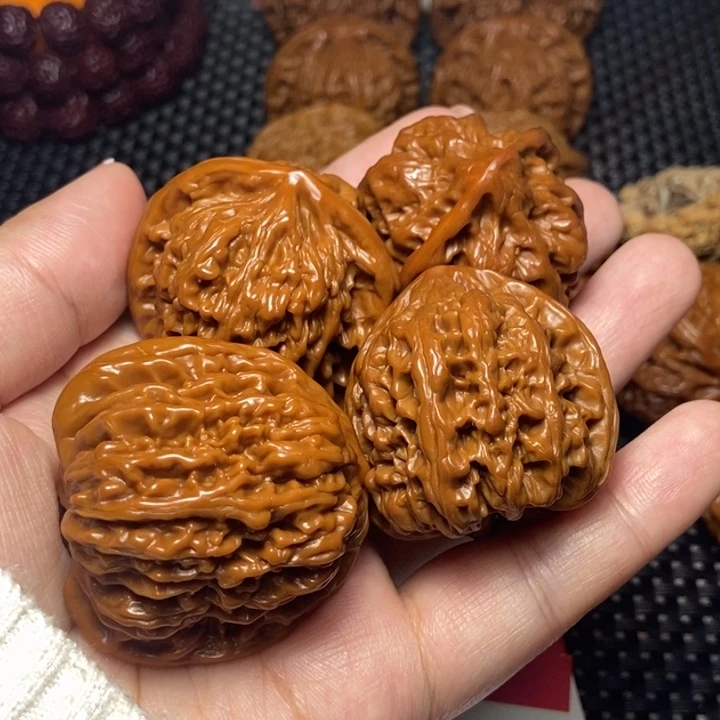 祥***哥文玩核桃把件四座楼和野牛