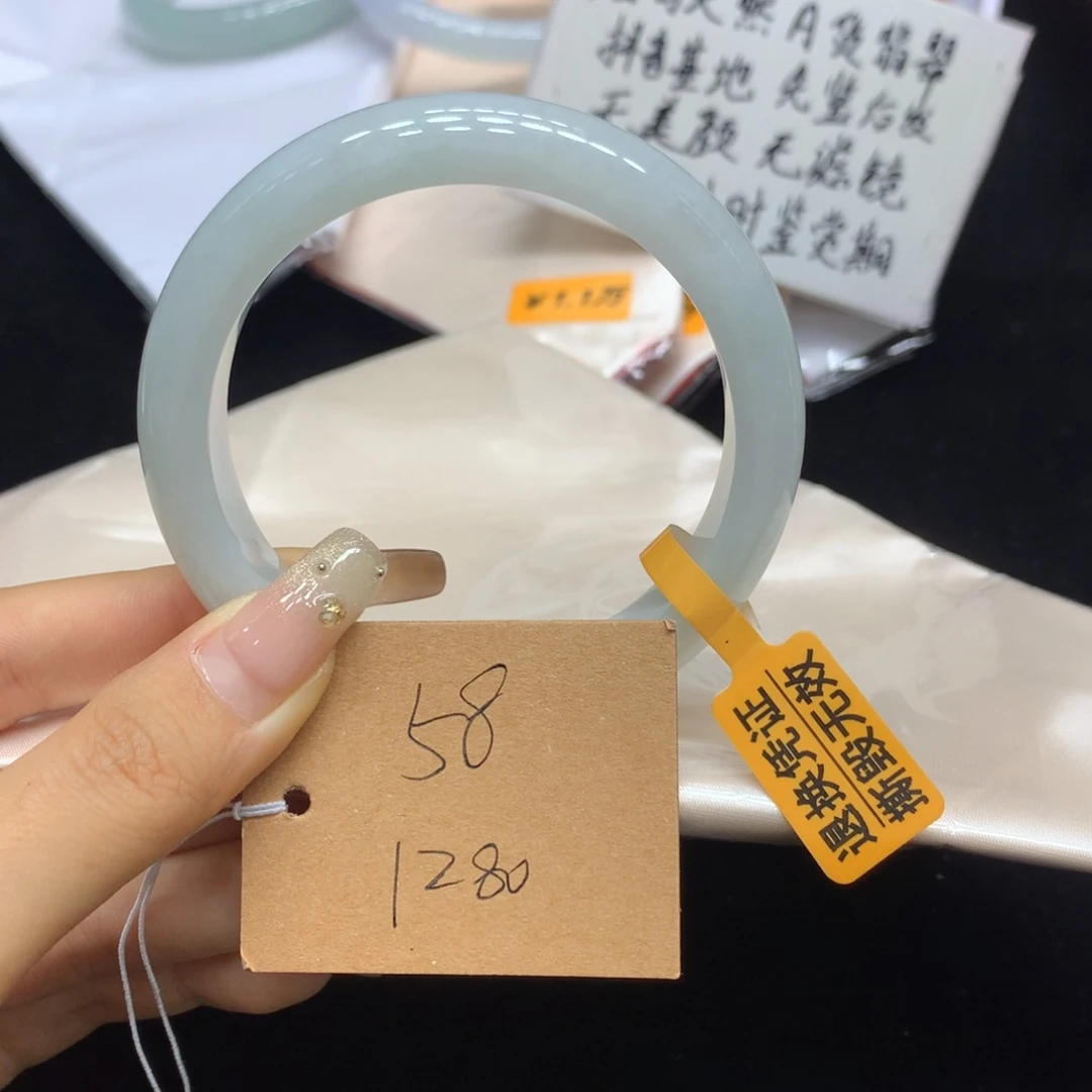 翡翠未镶嵌手镯天然翡翠