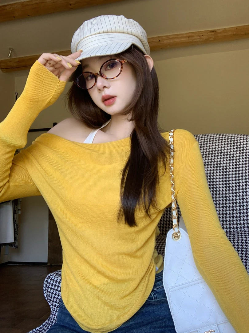 EIA一尧【甜欲玩家】韩系纯欲气质明媚毛织上衣假两件显瘦挂脖ins秋