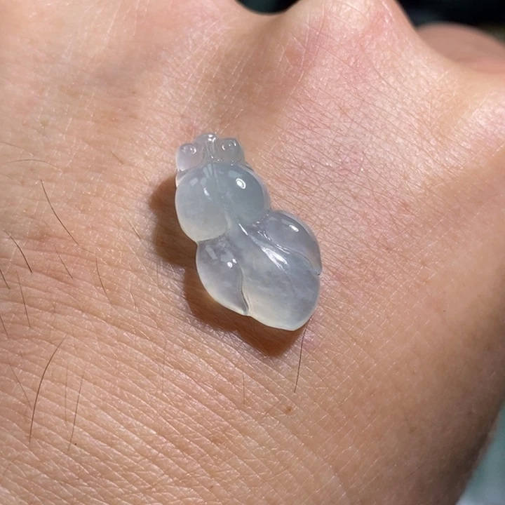 未镶嵌定制翡翠金鱼