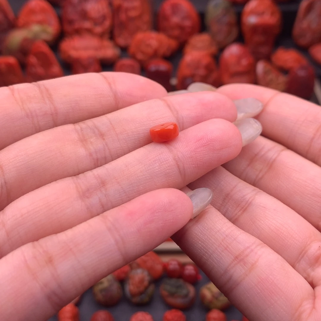 南红玛瑙南红川料精工直切隔片7.6mm未镶嵌超****K