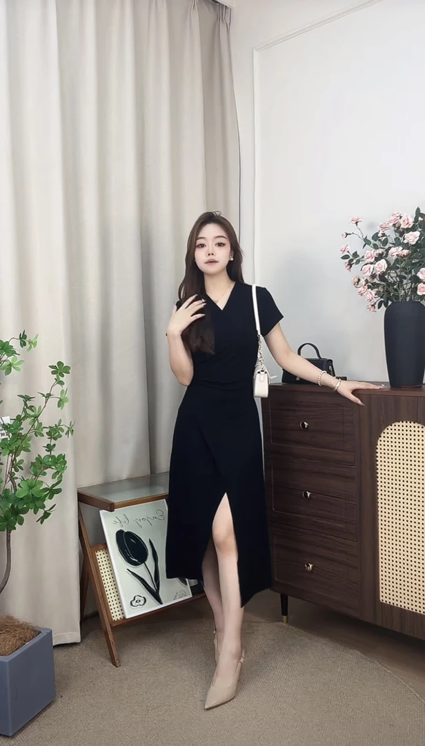 ENYU/小个子开叉黑色连衣裙女夏季新款法式气质纯欲风长裙