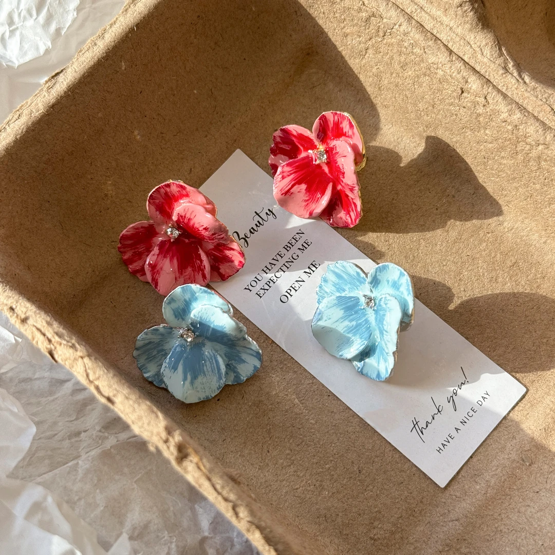 铜合金耳饰 渐变油画蓝色花瓣耳钉女小清新甜美耳环