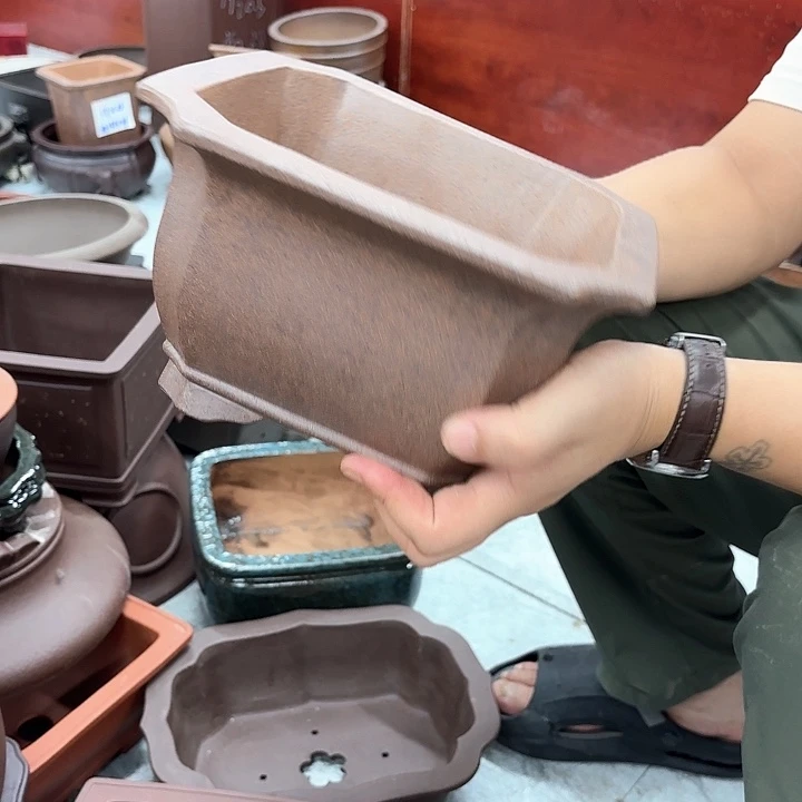 紫砂花盆紫砂的颜色很好看