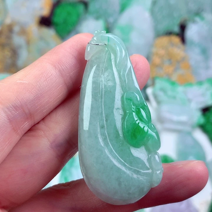 翡翠未镶嵌吊坠(不含链)