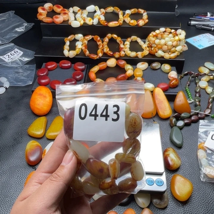 和田玉手串未镶嵌放*h