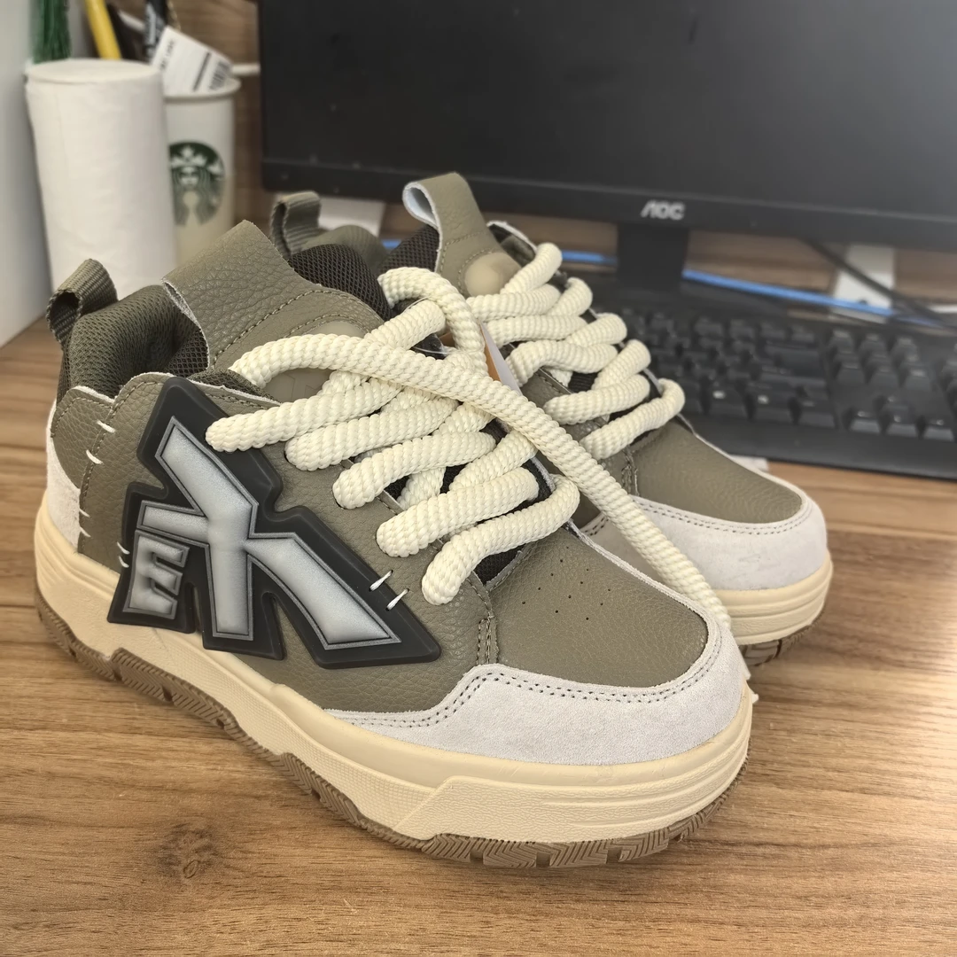 男女休闲面包鞋