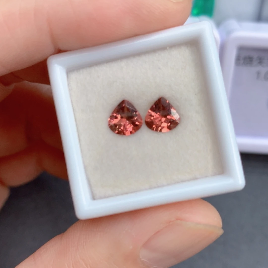 1.35克拉裸石未镶嵌红色碧玺