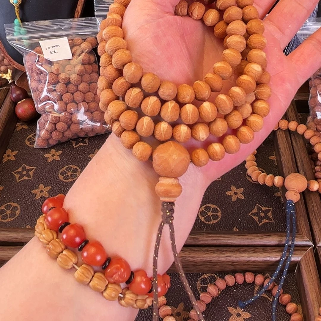 慧***心凤眼菩提吊坠酸枣脖挂云端