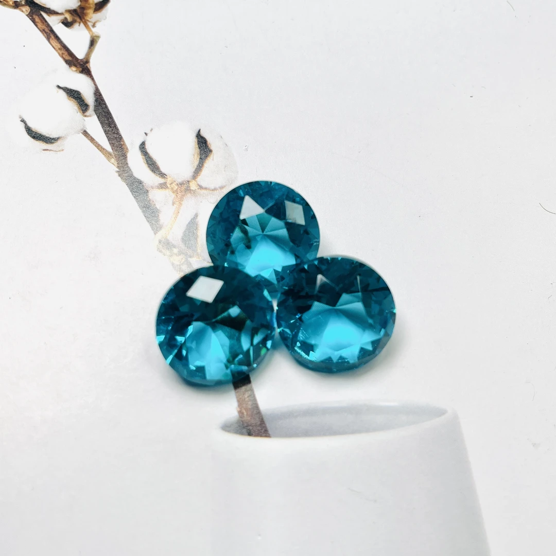 培育蓝宝石D825 闪耀蓝透裸石（带礼盒，多样性发一件）