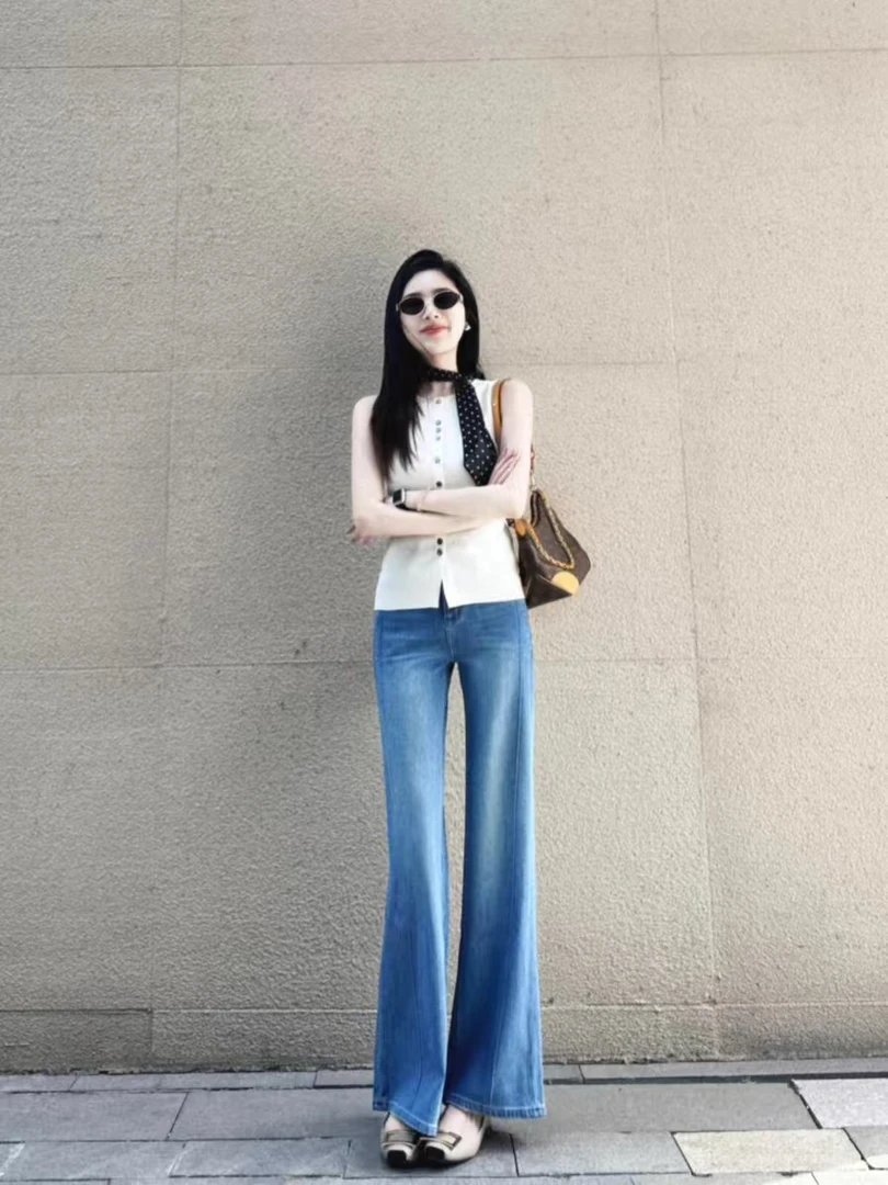 2025春夏新款纽扣设计感修身显瘦无袖针织马甲开衫复古牛仔裤套装