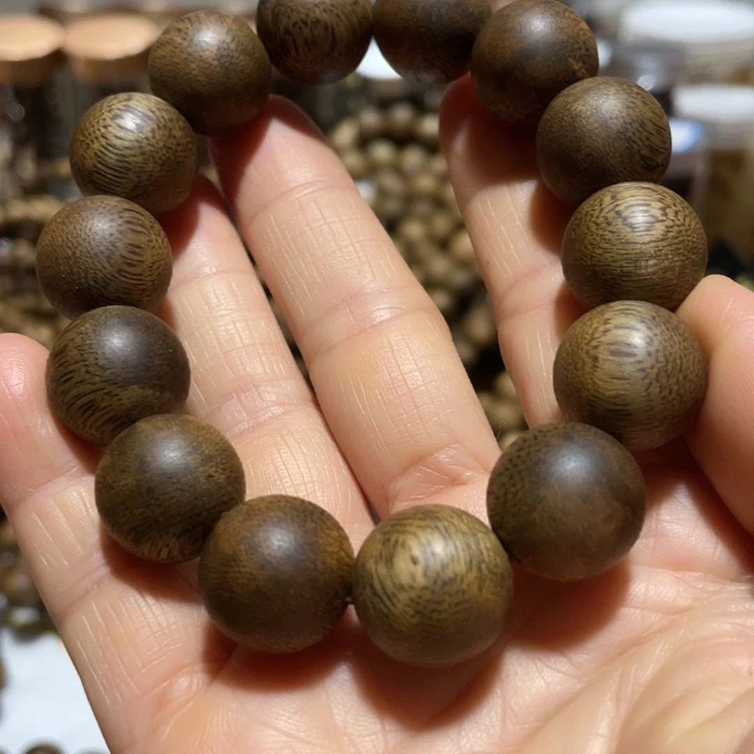 沉香手串16mm22克高油高密