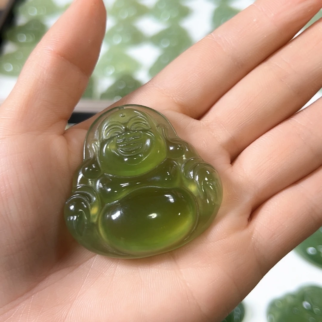 老***董蛇纹石玉未镶嵌颈饰