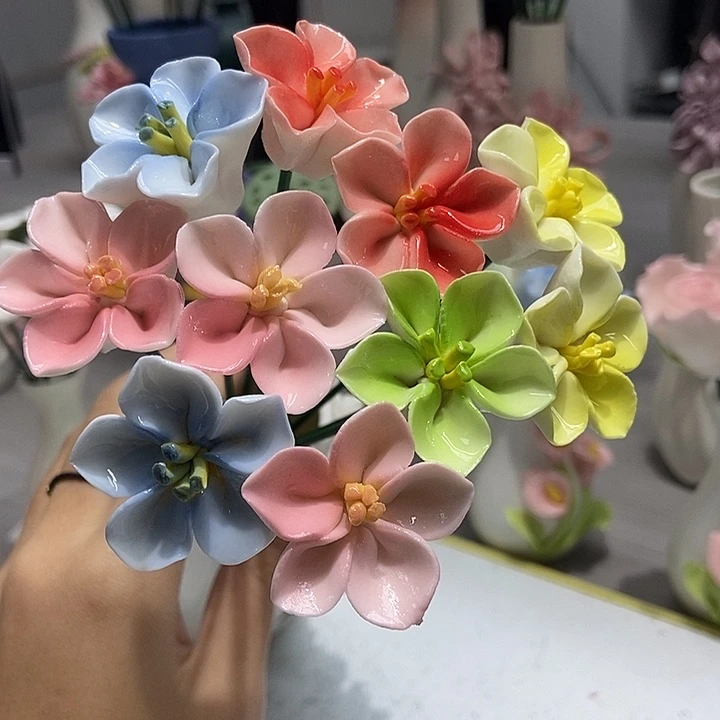 陶瓷纯手工捏花设计