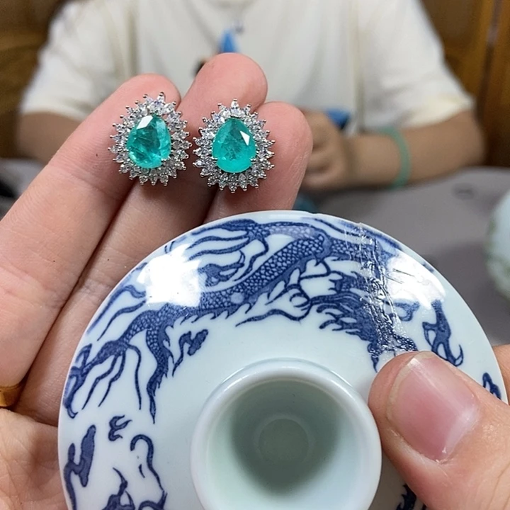 瓷片不哈哈哈哈哈哈哈哈哈哈