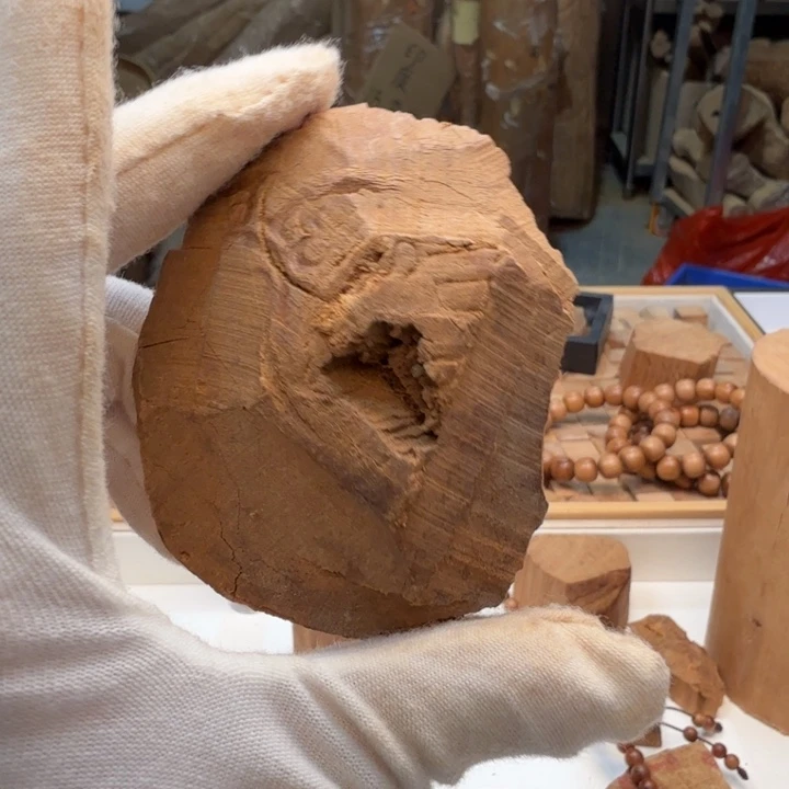 悦***生檀香木手串/手链22.8克