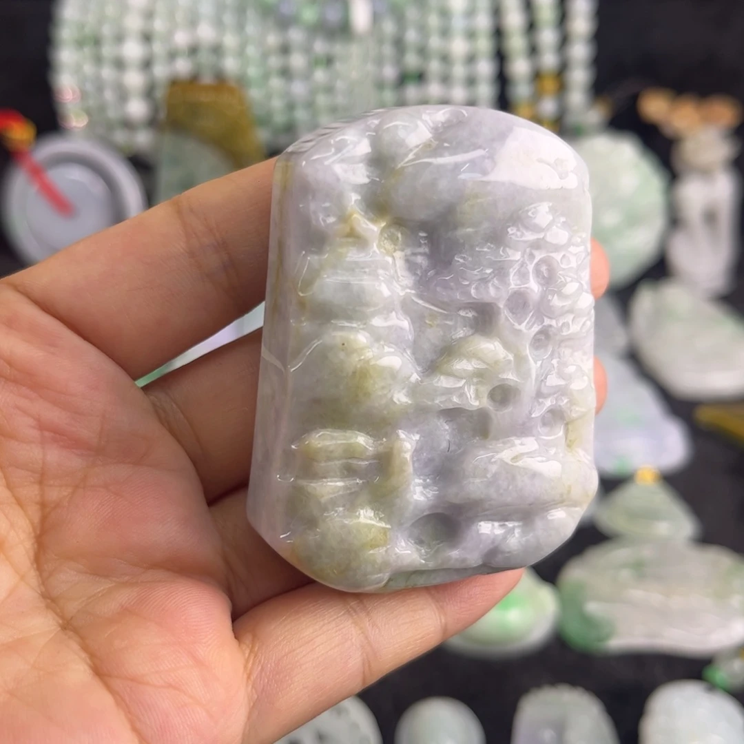 翡翠未镶嵌吊坠(不含链)瑕疵
