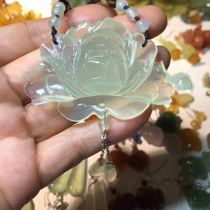 蛇纹石玉未镶嵌挂件