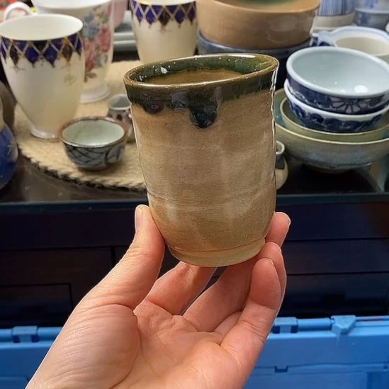 中古物品默认微瑕，谨慎参拍，满18包邮！
