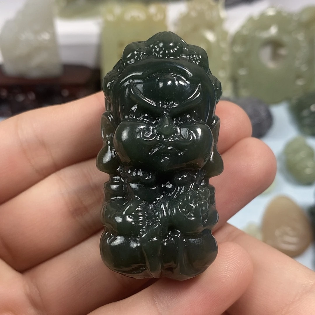 和田玉未镶嵌挂件