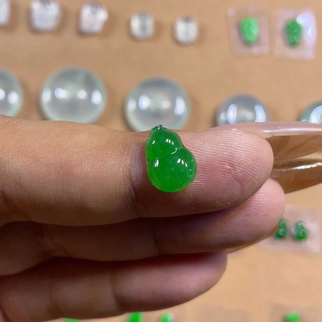 颈饰未镶嵌翡翠葫芦