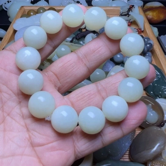 吊坠(不含链)未镶嵌和田玉风**人