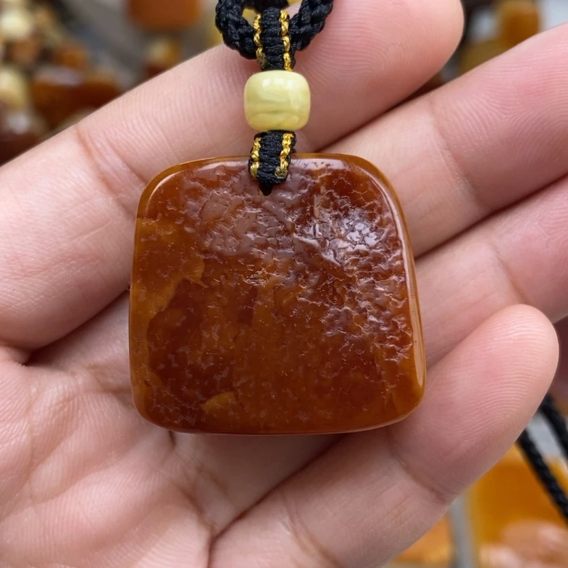 【闪购商品】琥珀颈饰未镶嵌