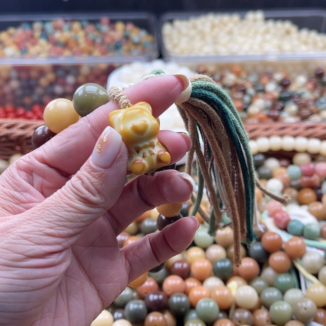 白玉菩提吊坠C/17mm/1颗