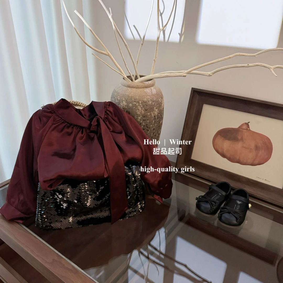 【甜品起司】爆闪！年款女宝宝小香风加绒生日亮片绸缎金丝绒套装潮